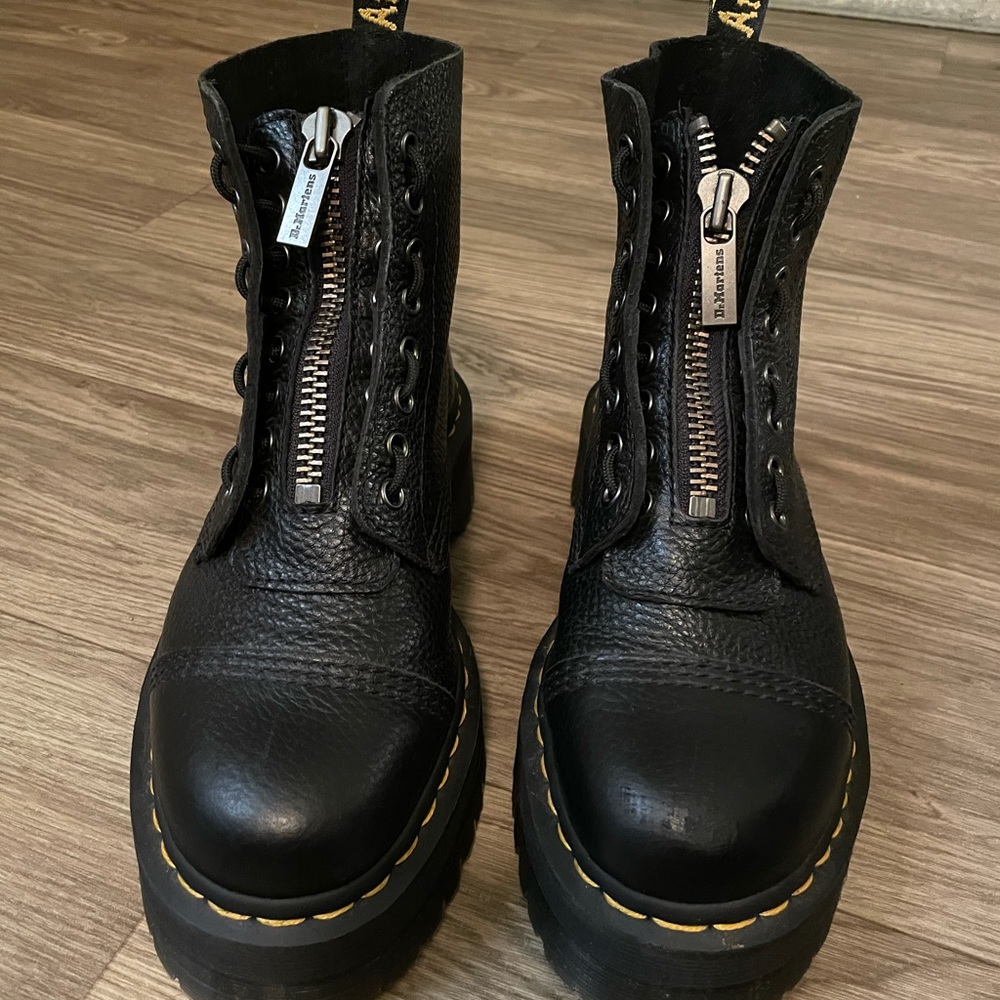 Dr. Martens, Sinclair edition, Size 8